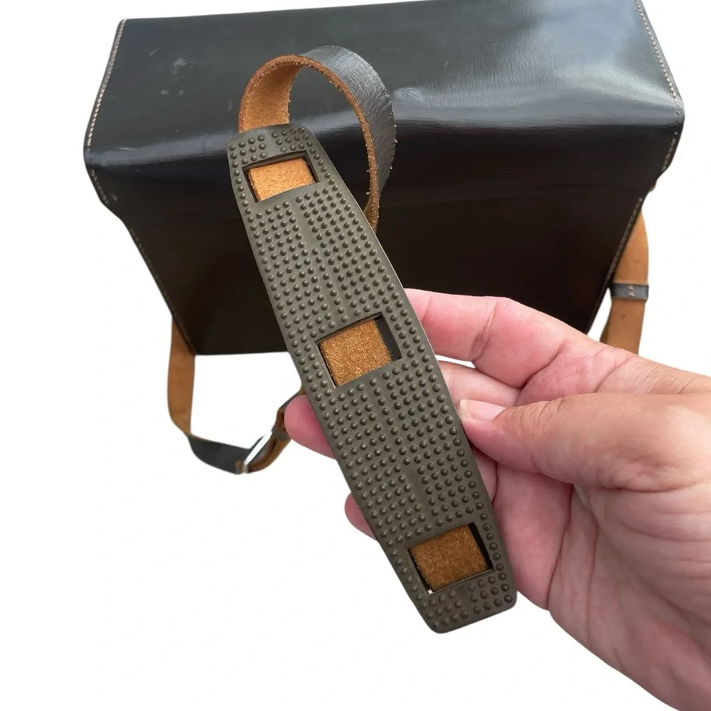 Vintage Leitz Wetzlar Leica Hard Case, Made In Germany, Shoulder‎ Strap, GUC